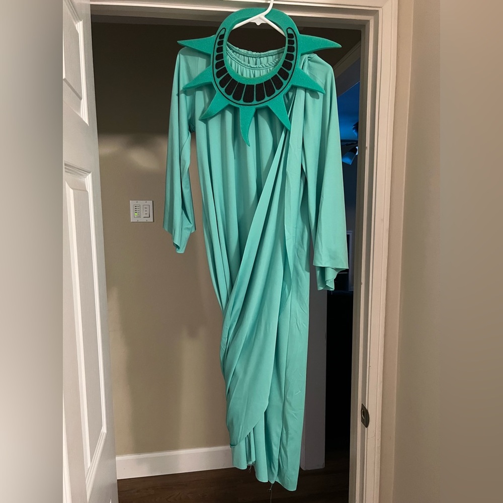 Kids Statue of Liberty costume